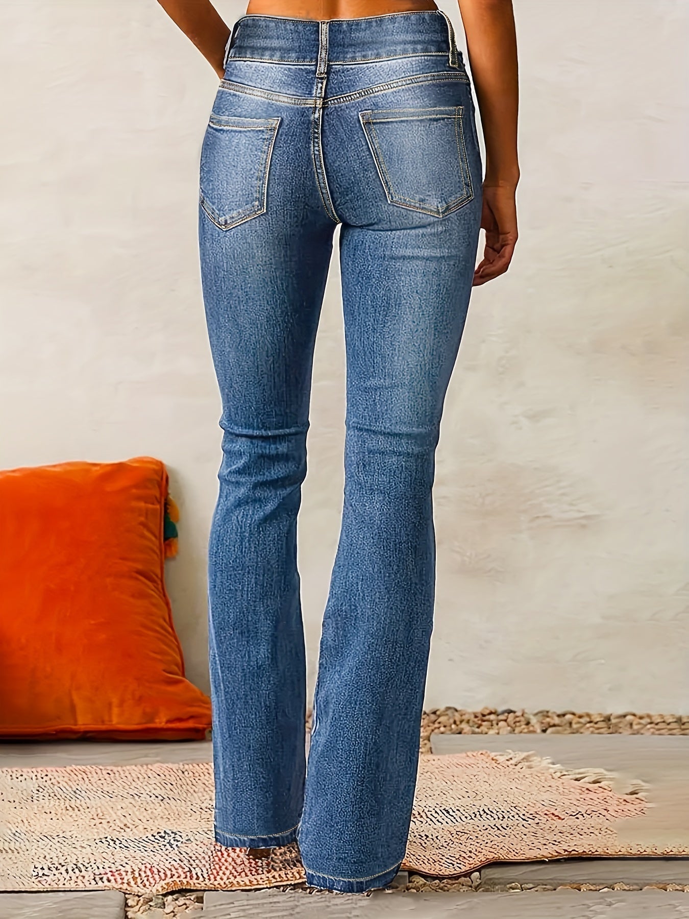 Women’s High-Waisted Flared Jeans - Sofia Maris