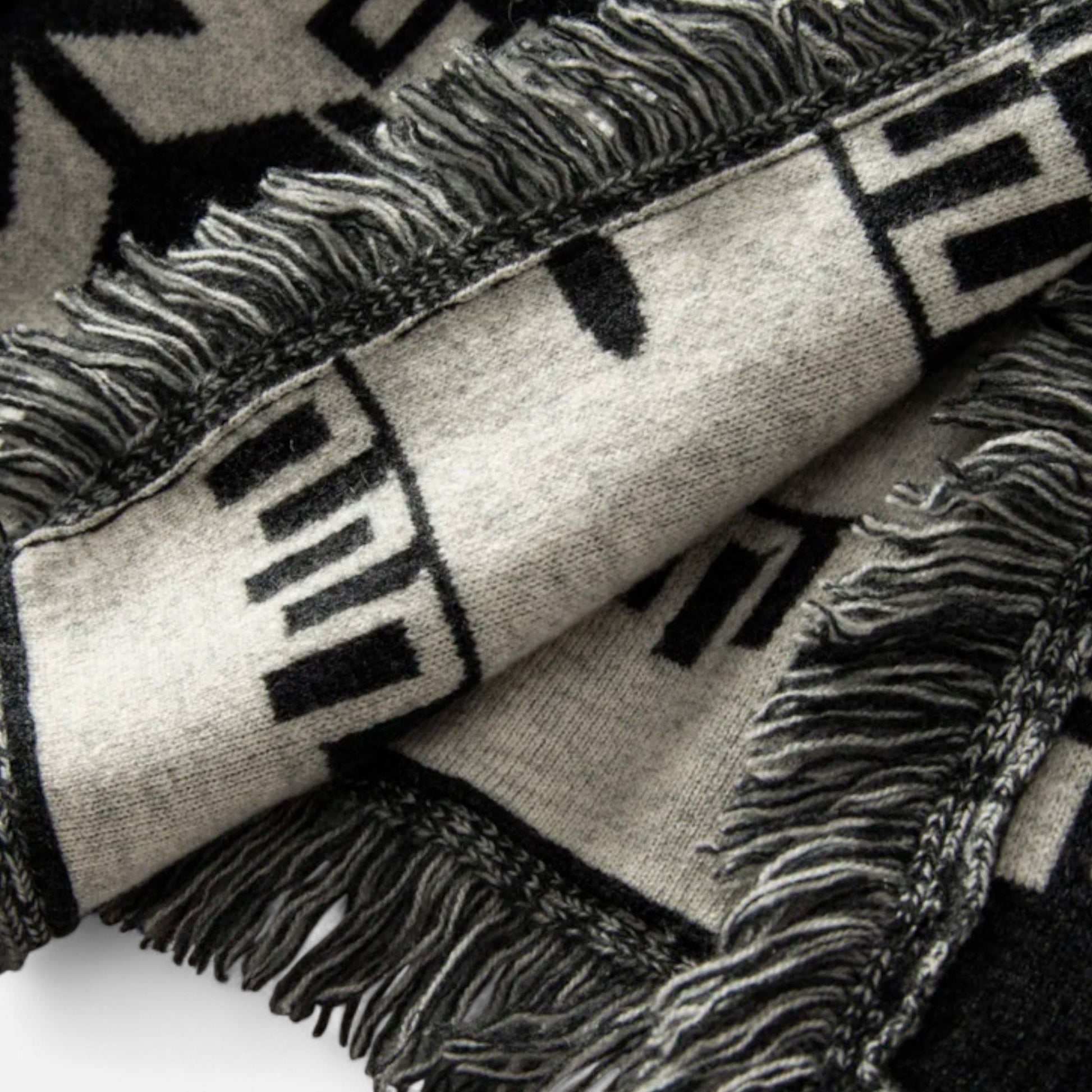 Women’s 100% Cashmere Tassel Cardigan – Vintage Jacquard Elegance - Sofia Maris