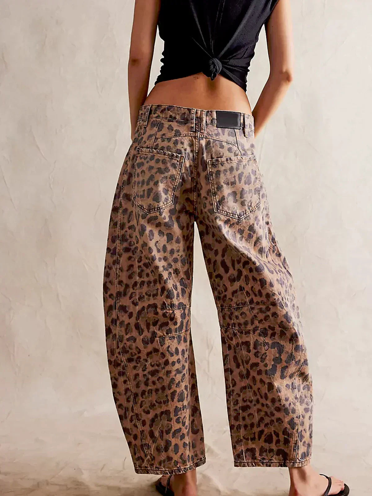 Women's leopard-print barrel jeans - Sofia Maris