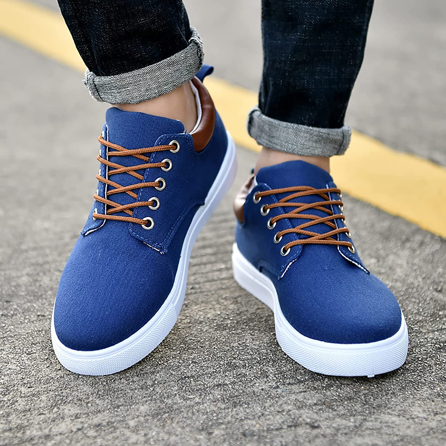Men's Lace-Up Canvas Trainers - Low-Top Flat Sole with Contrast Heel Tab