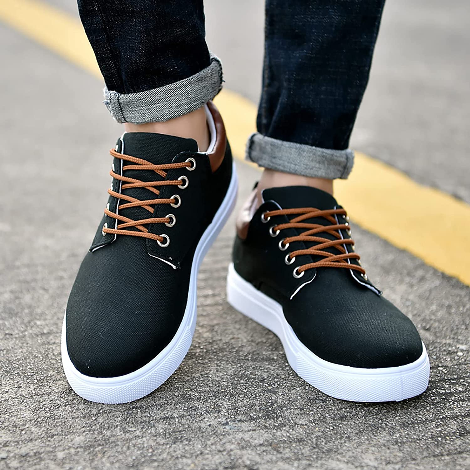 Men's Lace-Up Canvas Trainers - Low-Top Flat Sole with Contrast Heel Tab