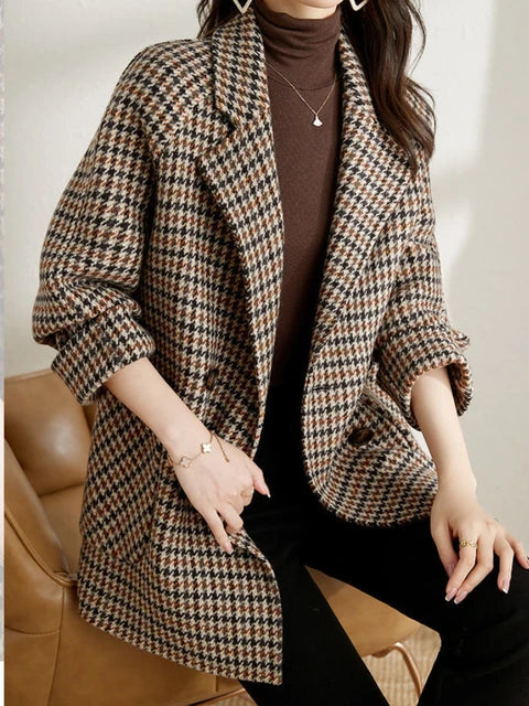 Fiona – Women's Checkered Jacket