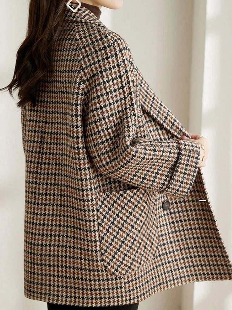 Fiona – Women's Checkered Jacket