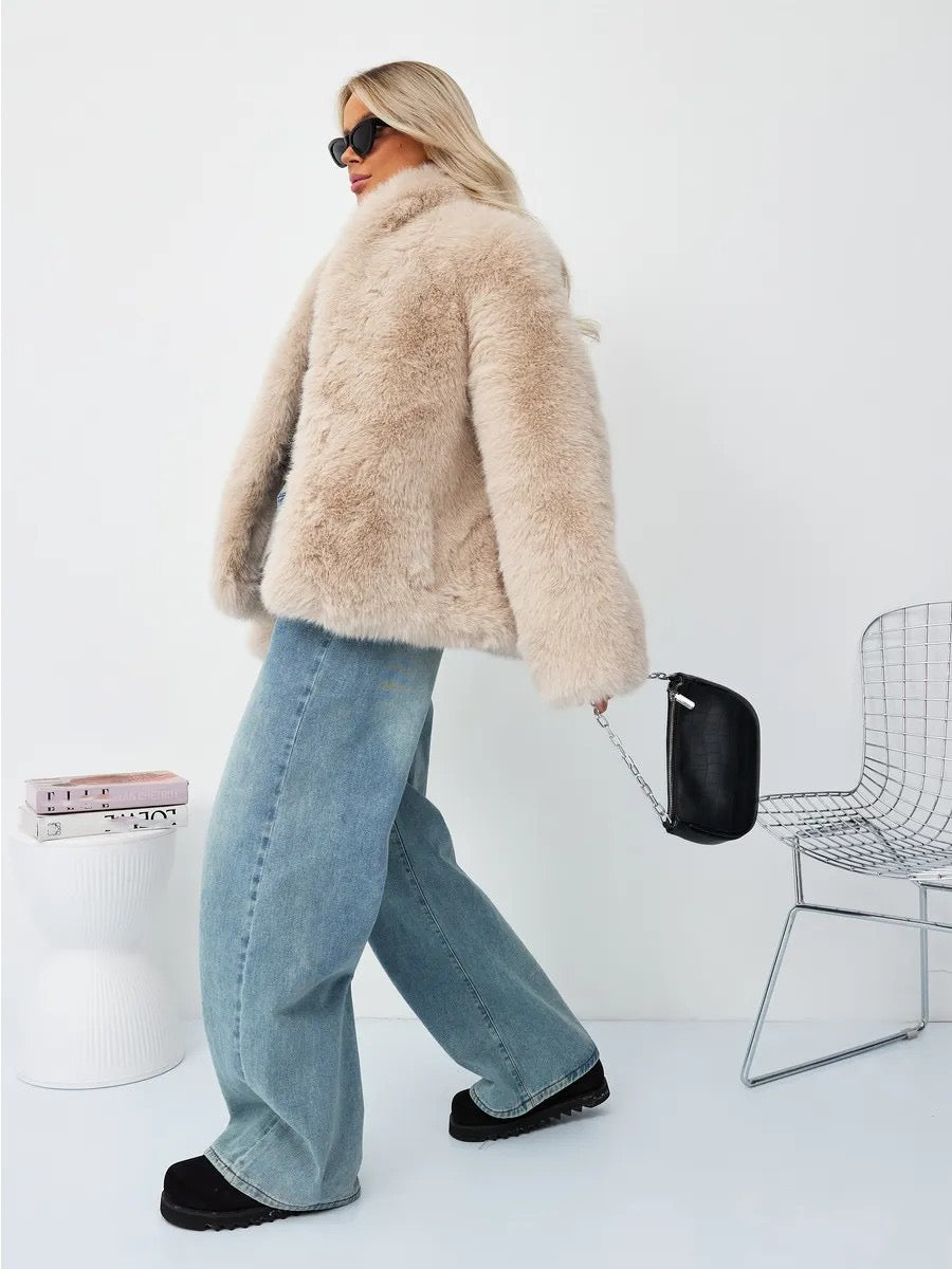 Elegant Faux Fur Winter Jacket