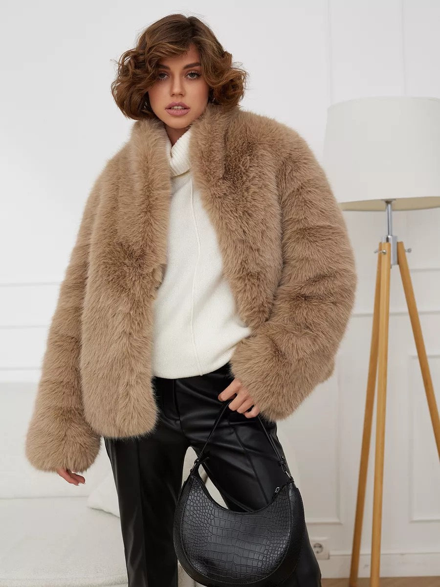 Elegant Faux Fur Winter Jacket
