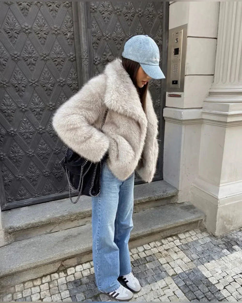 Alena | Elegant Faux Fur Jacket - Sofia Maris