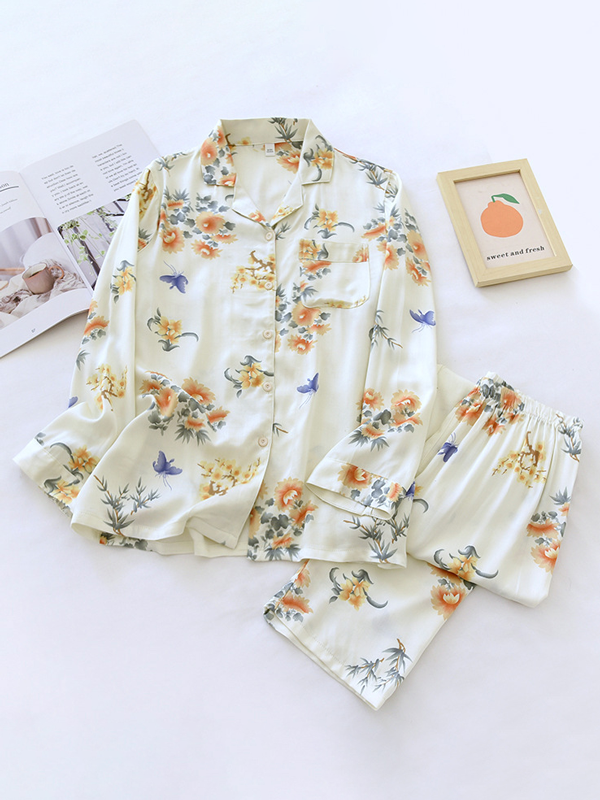 Women's Pyjama Set - Floral Pattern with Classic Collar