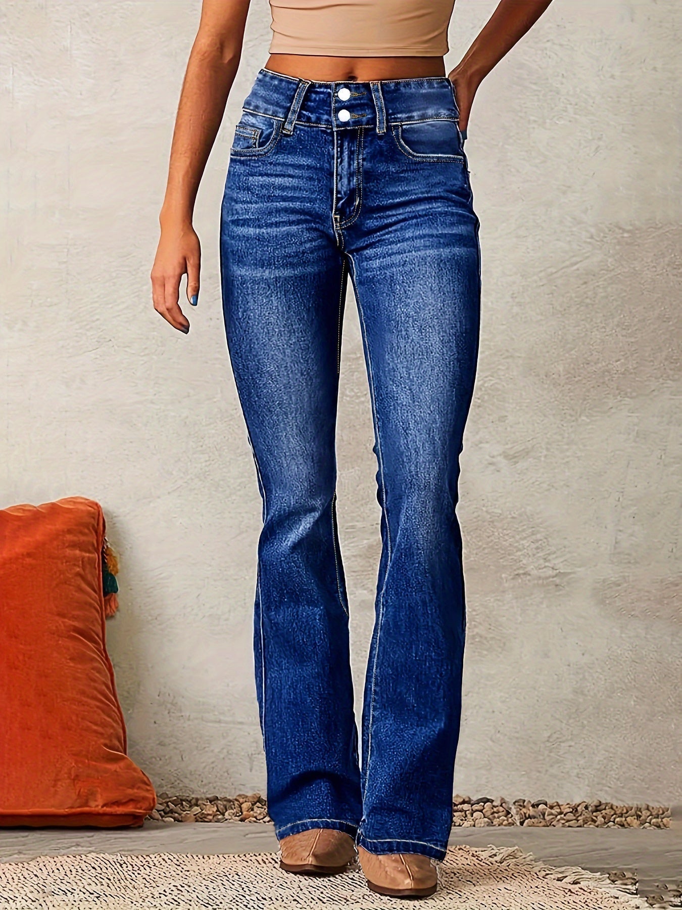 Women’s High-Waisted Flared Jeans - Sofia Maris
