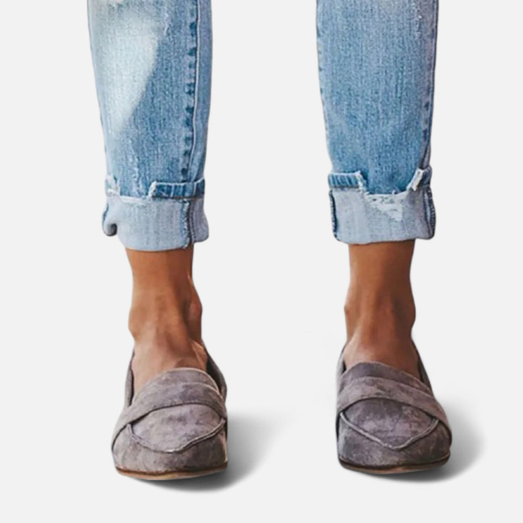 Sofia Maris Women’s Retro Pointed-Toe Loafers - Sofia Maris