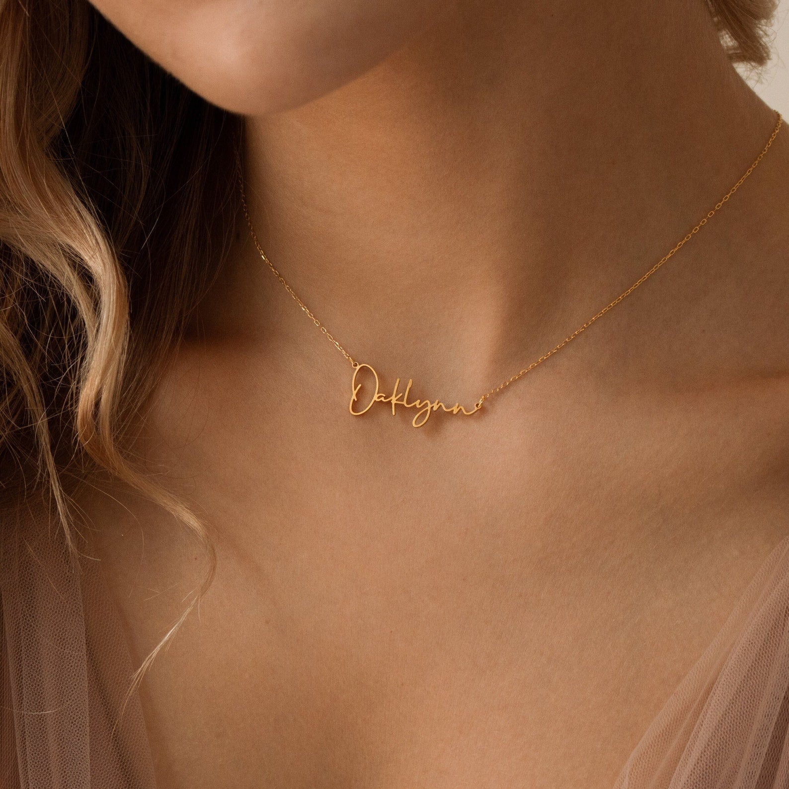 Linnea | Minimalist Summer Name Necklace in Gold or Silver